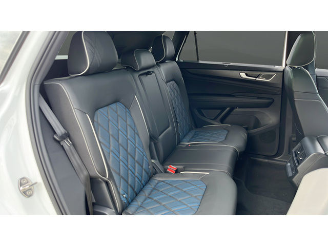 2026 Volkswagen Atlas Cross Sport SEL Premium R-Line