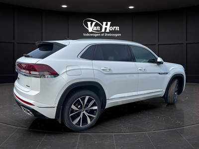 2026 Volkswagen Atlas Cross Sport SEL Premium R-Line