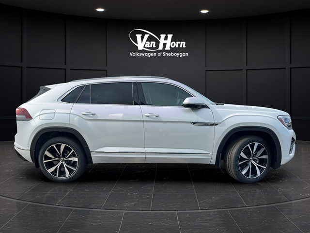 2026 Volkswagen Atlas Cross Sport SEL Premium R-Line