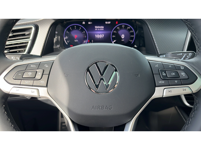 2026 Volkswagen Atlas Cross Sport SEL Premium R-Line