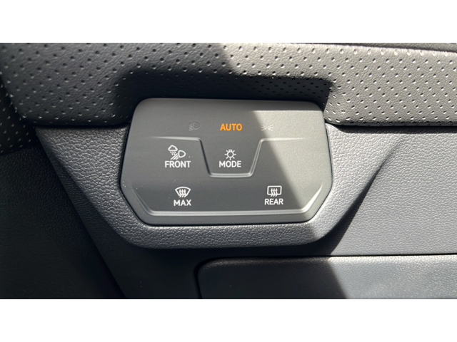 2026 Volkswagen Atlas Cross Sport SEL Premium R-Line
