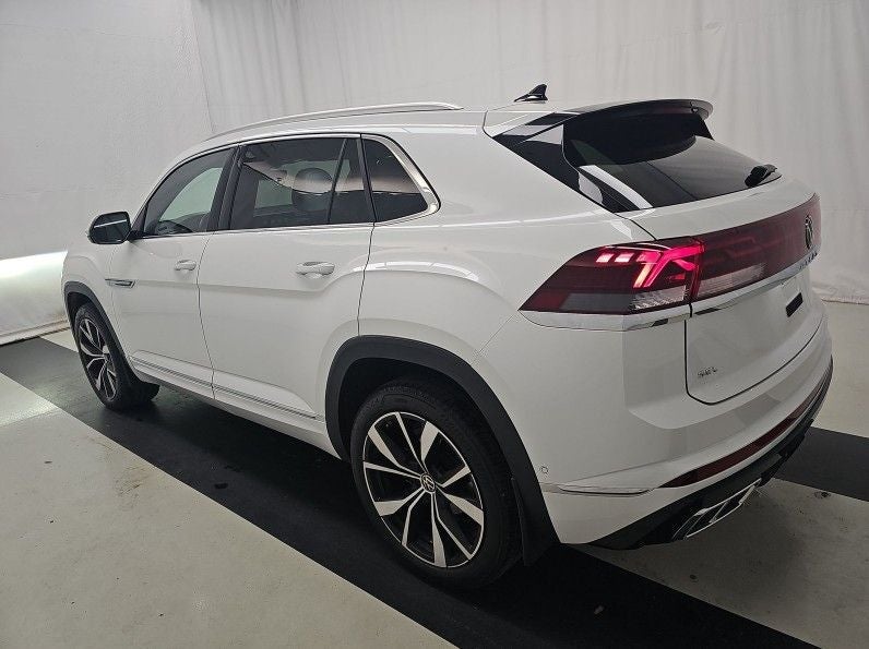2024 Volkswagen Atlas Cross Sport 2.0T SEL Premium R-Line