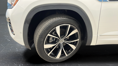 2024 Volkswagen Atlas Cross Sport 2.0T SEL Premium R-Line