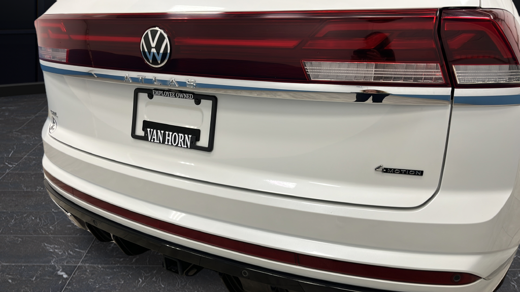 2024 Volkswagen Atlas Cross Sport 2.0T SEL Premium R-Line