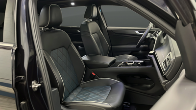 2025 Volkswagen Atlas Cross Sport 2.0T SEL Premium R-Line