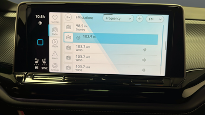 2025 Volkswagen Atlas Cross Sport 2.0T SEL Premium R-Line