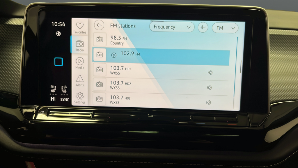 2025 Volkswagen Atlas Cross Sport 2.0T SEL Premium R-Line