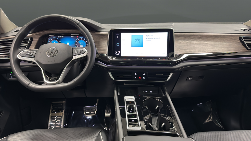 2025 Volkswagen Atlas 2.0T SEL Premium R-Line