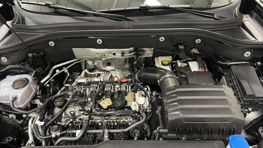 2025 Volkswagen Atlas 2.0T SEL Premium R-Line