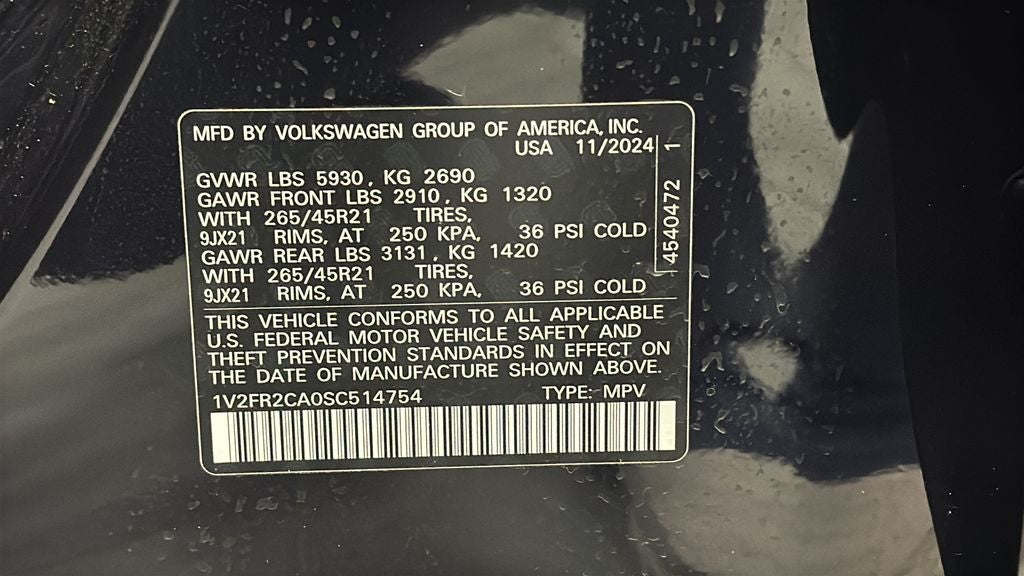 2025 Volkswagen Atlas 2.0T SEL Premium R-Line