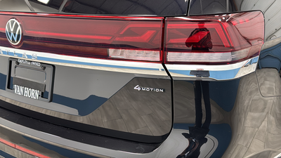 2025 Volkswagen Atlas 2.0T SEL Premium R-Line