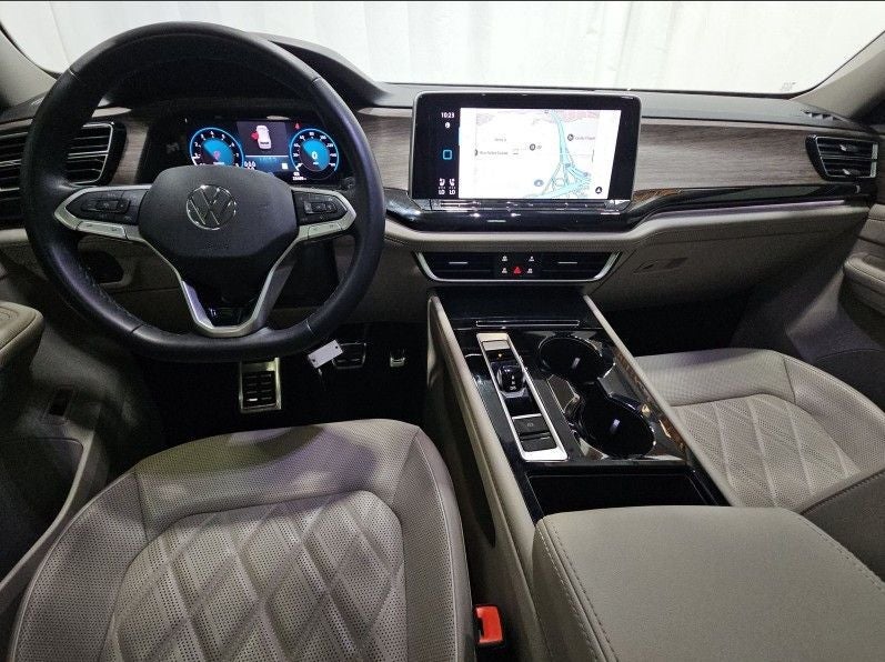 2024 Volkswagen Atlas 2.0T SEL Premium R-Line