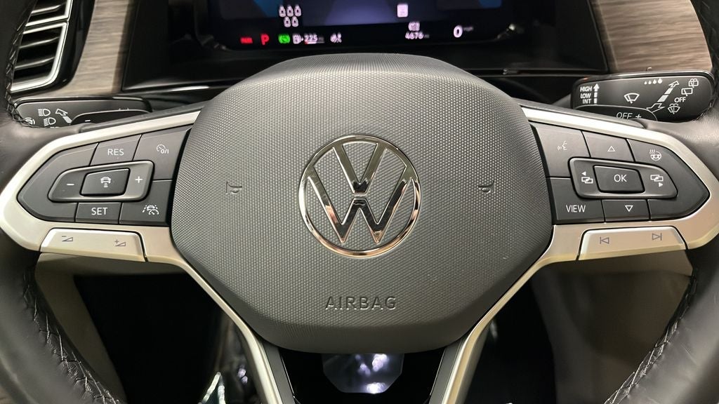 2025 Volkswagen Atlas 2.0T SEL Premium R-Line
