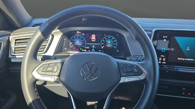 2026 Volkswagen Atlas Cross Sport SE w/Technology