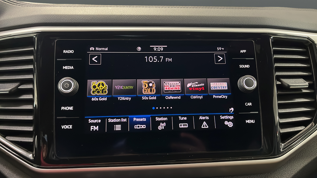 2022 Volkswagen Atlas Cross Sport 3.6L V6 SE w/Technology