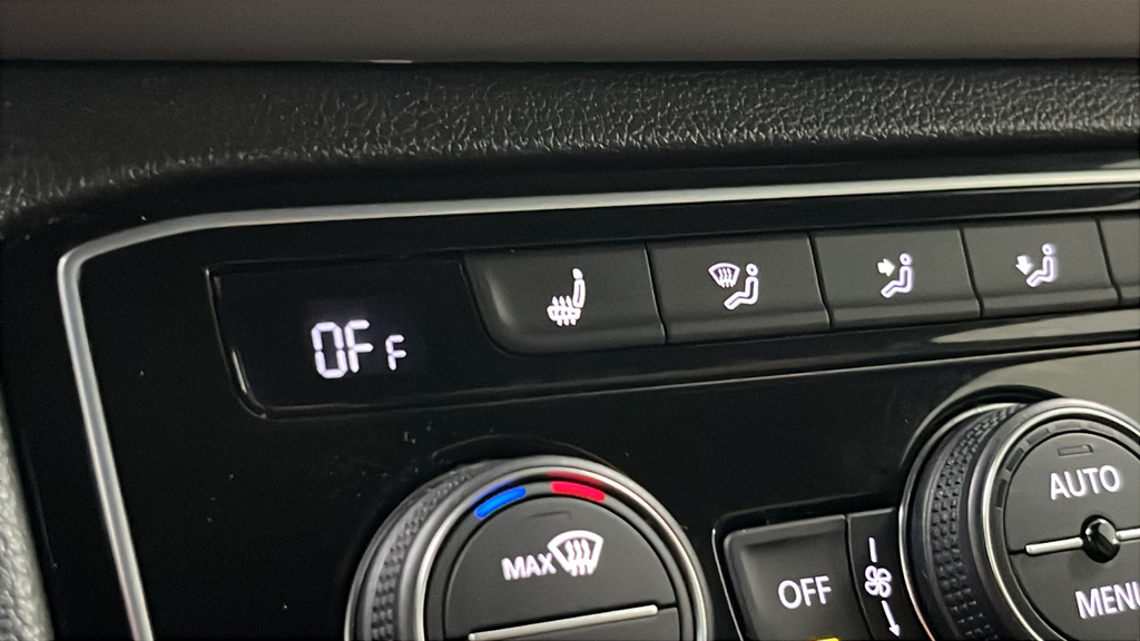 2022 Volkswagen Atlas Cross Sport 3.6L V6 SE w/Technology
