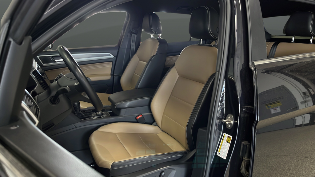 2022 Volkswagen Atlas Cross Sport 3.6L V6 SE w/Technology