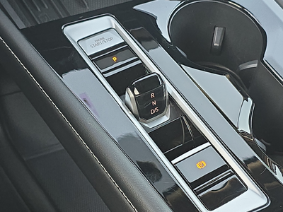 2026 Volkswagen Atlas SE w/Technology
