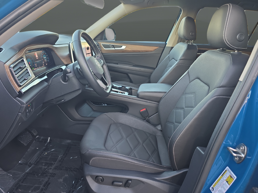 2026 Volkswagen Atlas SE w/Technology