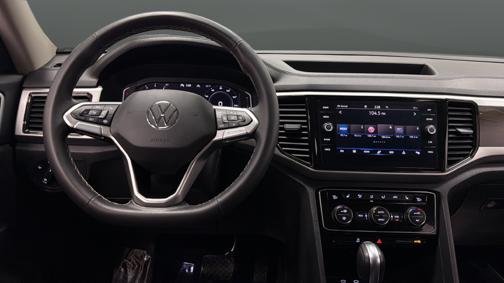 2023 Volkswagen Atlas 3.6L V6 SE w/Technology