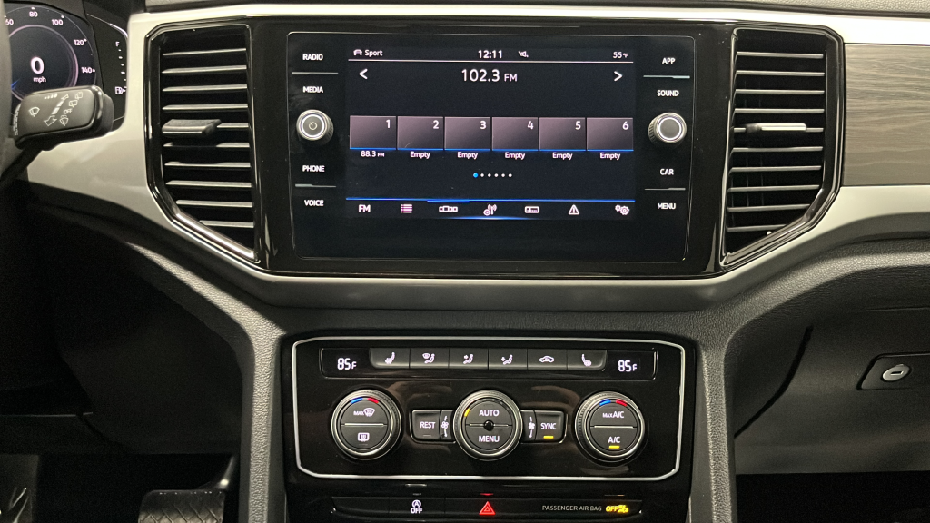 2023 Volkswagen Atlas 3.6L V6 SE w/Technology