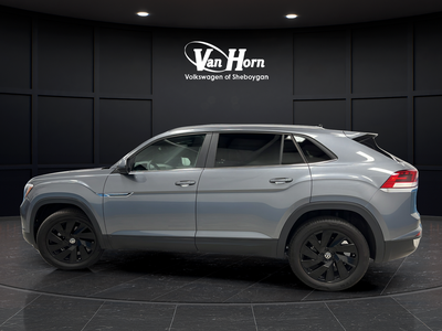2024 Volkswagen Atlas Cross Sport 2.0T SE w/Technology