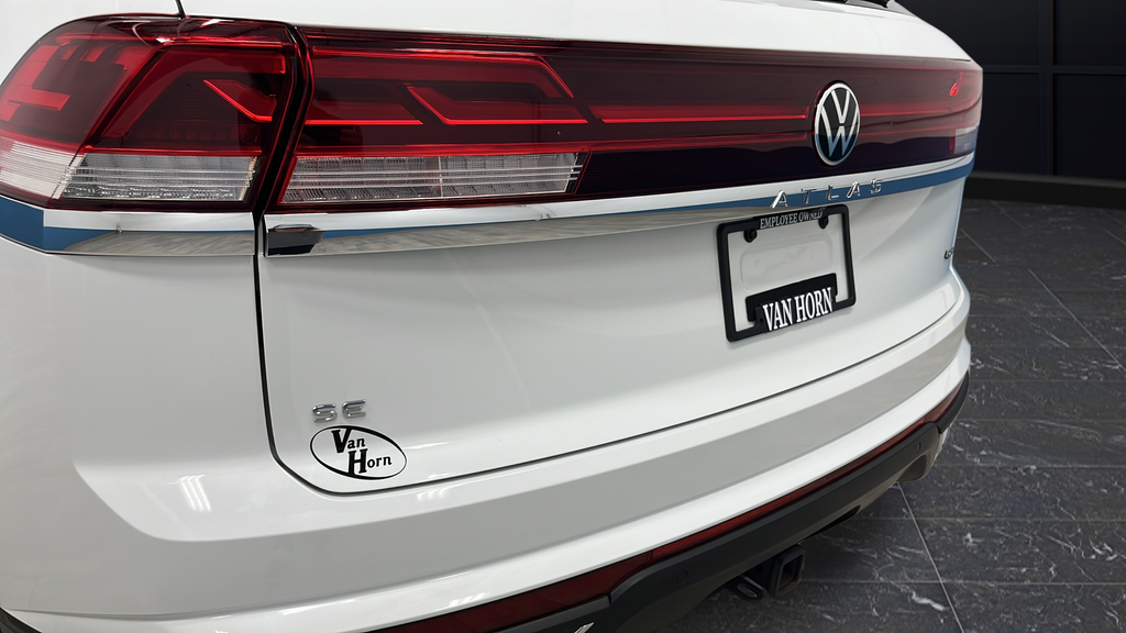2024 Volkswagen Atlas Cross Sport 2.0T SE w/Technology