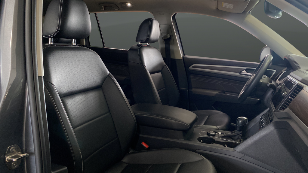 2021 Volkswagen Atlas 3.6L V6 SE w/Technology