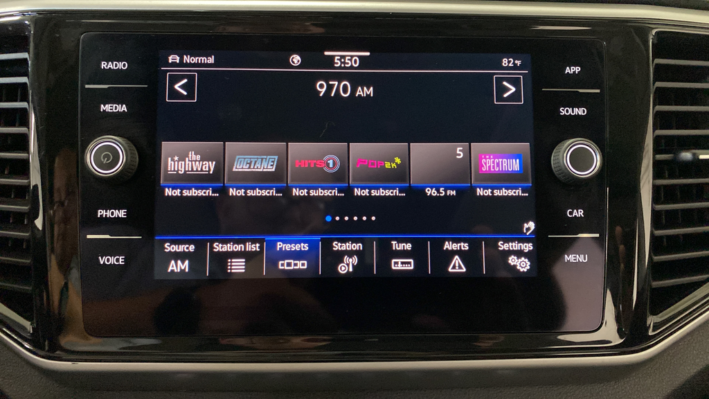 2022 Volkswagen Atlas 3.6L V6 SE w/Technology