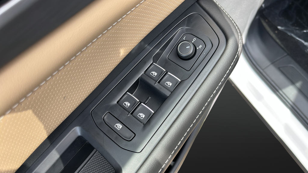 2026 Volkswagen Atlas Cross Sport SE