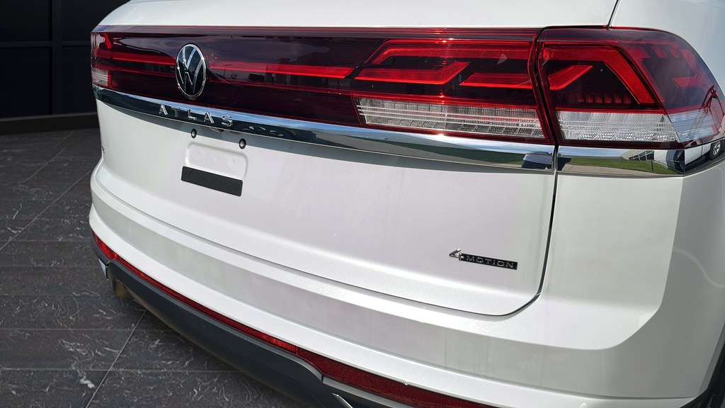 2026 Volkswagen Atlas Cross Sport SE