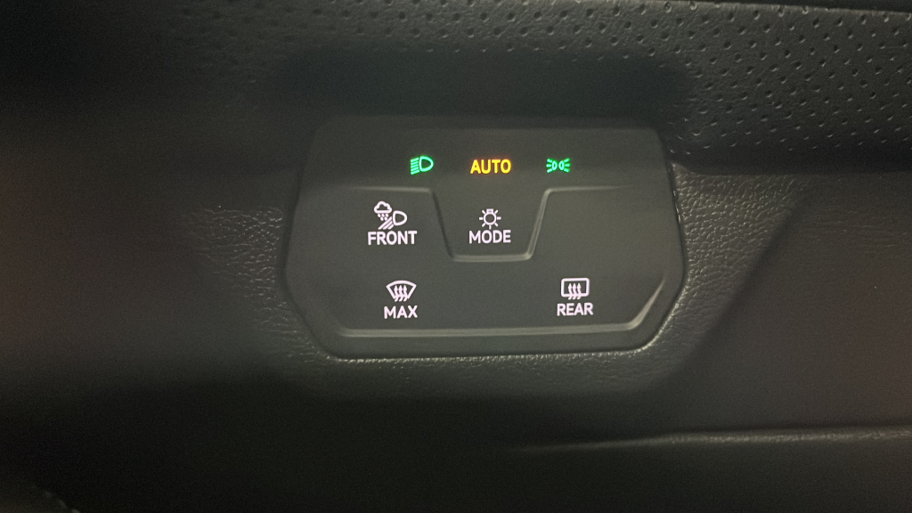 2024 Volkswagen Atlas Cross Sport 2.0T SE