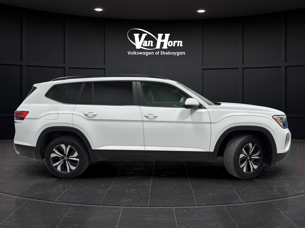 2024 Volkswagen Atlas 2.0T SE
