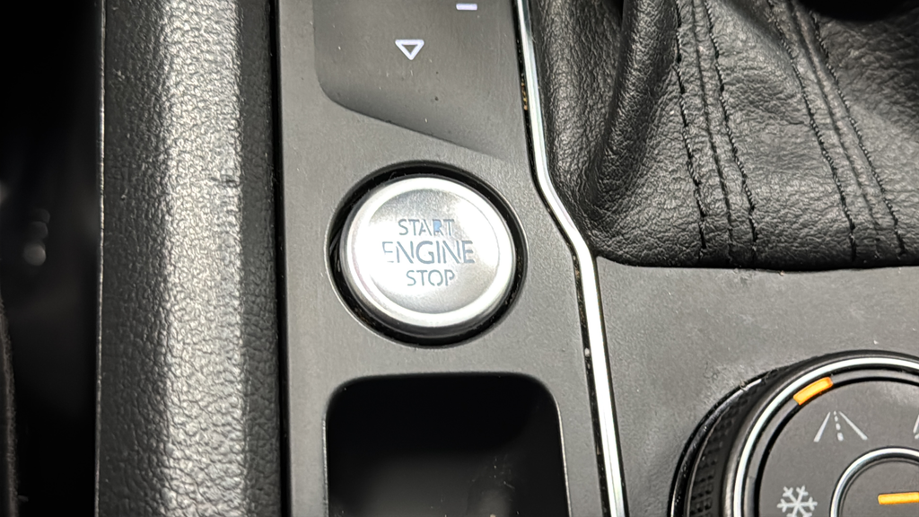 2020 Volkswagen Atlas Cross Sport 3.6L V6 SEL 4Motion