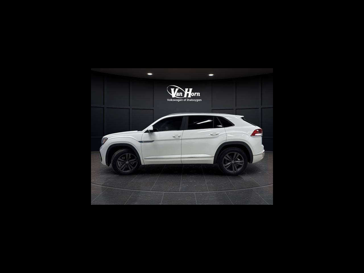 2021 Volkswagen Atlas Cross Sport 3.6L V6 SE w/Technology R-Line