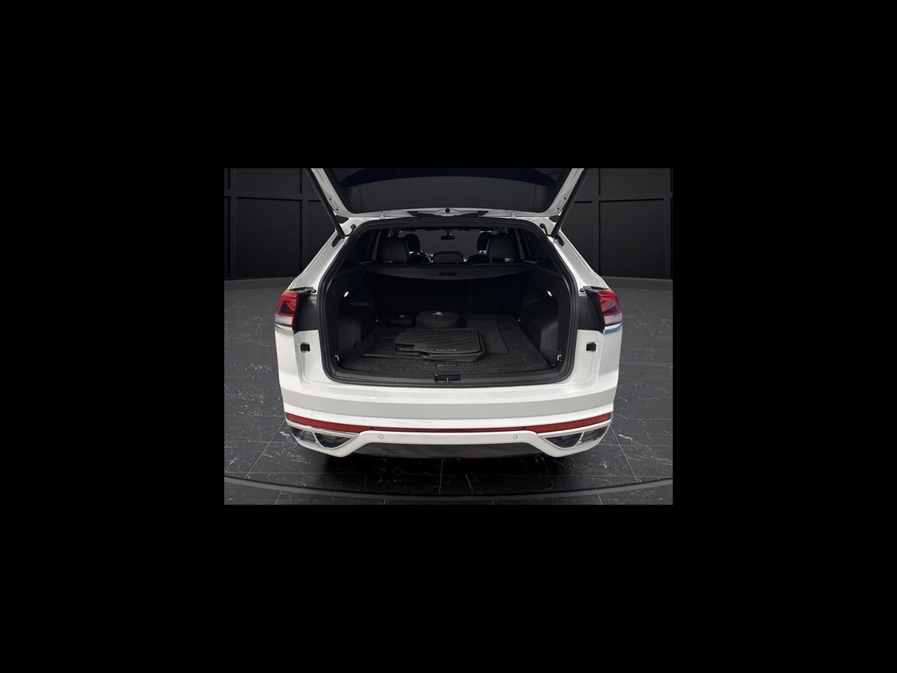 2021 Volkswagen Atlas Cross Sport 3.6L V6 SE w/Technology R-Line