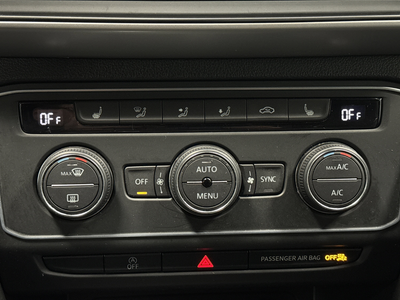 2021 Volkswagen Atlas Cross Sport 3.6L V6 SE w/Technology R-Line