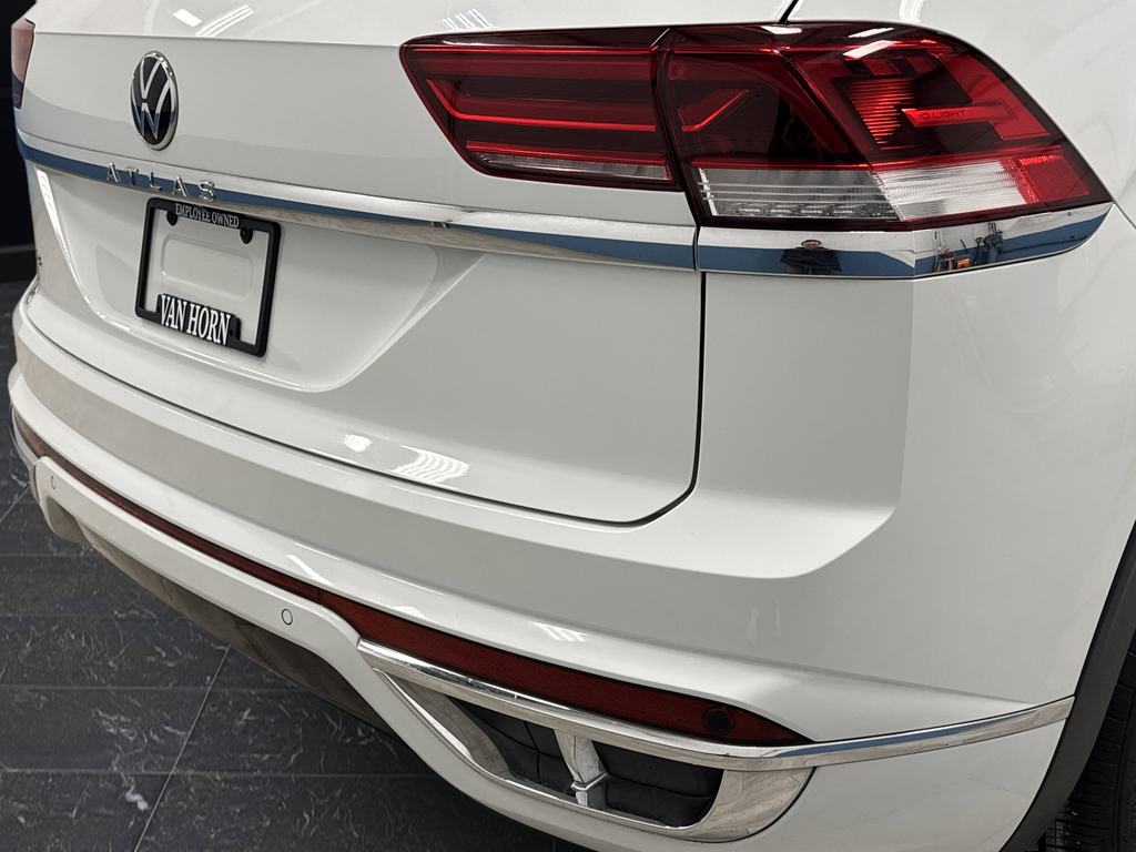 2021 Volkswagen Atlas Cross Sport 3.6L V6 SE w/Technology R-Line