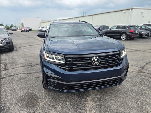 2023 Volkswagen Atlas Cross Sport 2.0T SEL R-Line Black