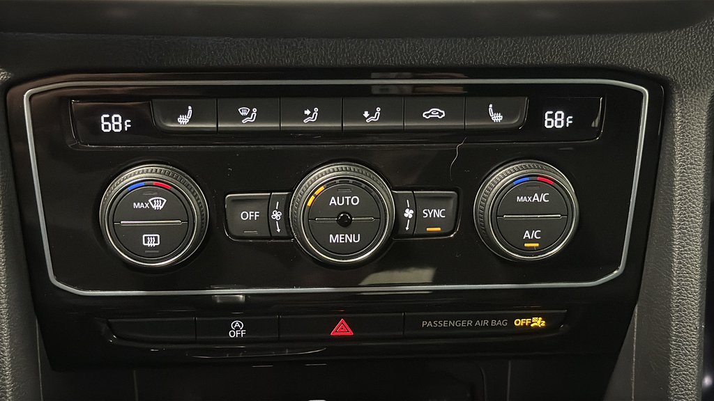 2023 Volkswagen Atlas Cross Sport 3.6L V6 SEL R-Line
