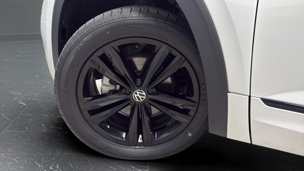 2023 Volkswagen Atlas Cross Sport 3.6L V6 SEL R-Line