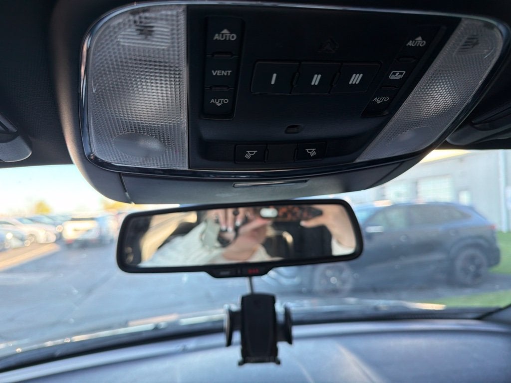 2016 Chrysler 300 S