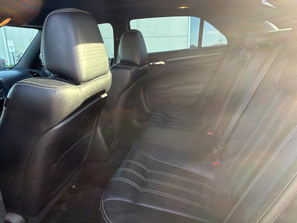 2016 Chrysler 300 S