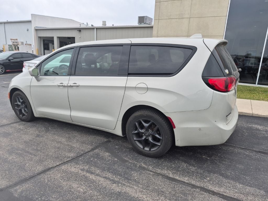 2019 Chrysler Pacifica Touring Plus