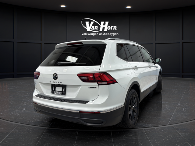 2024 Volkswagen Tiguan 2.0T SE