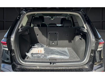 2026 Volkswagen Taos 1.5T SE Black