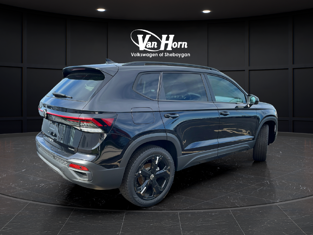 2026 Volkswagen Taos 1.5T SE Black