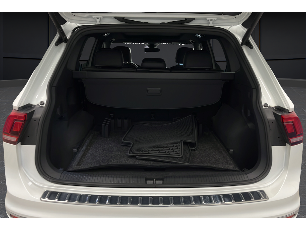 2024 Volkswagen Tiguan 2.0T SEL R-Line