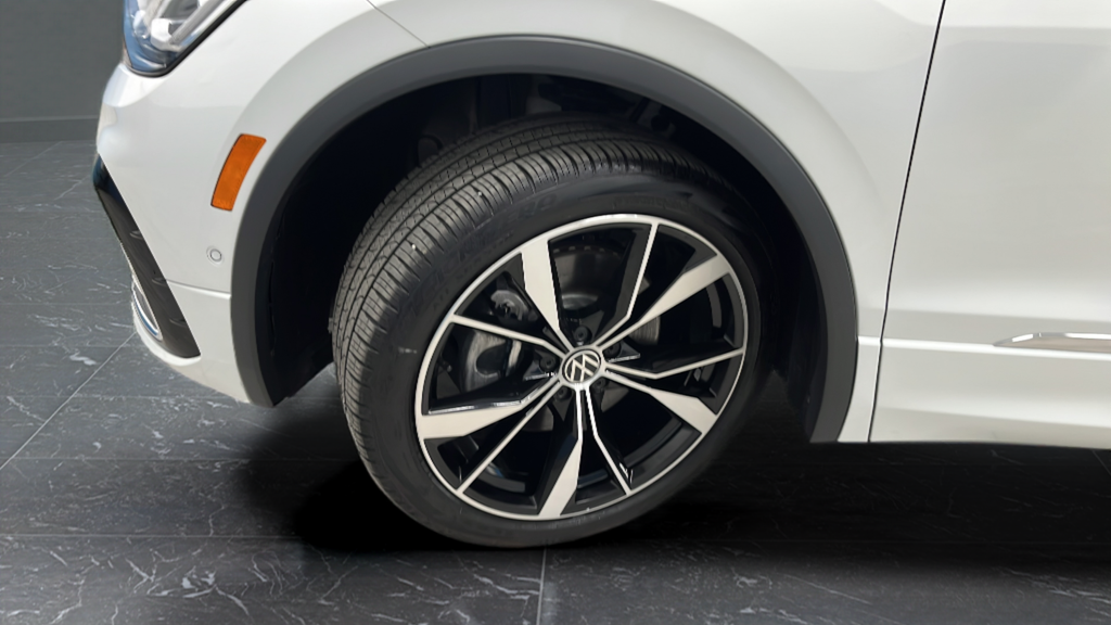 2024 Volkswagen Tiguan 2.0T SEL R-Line