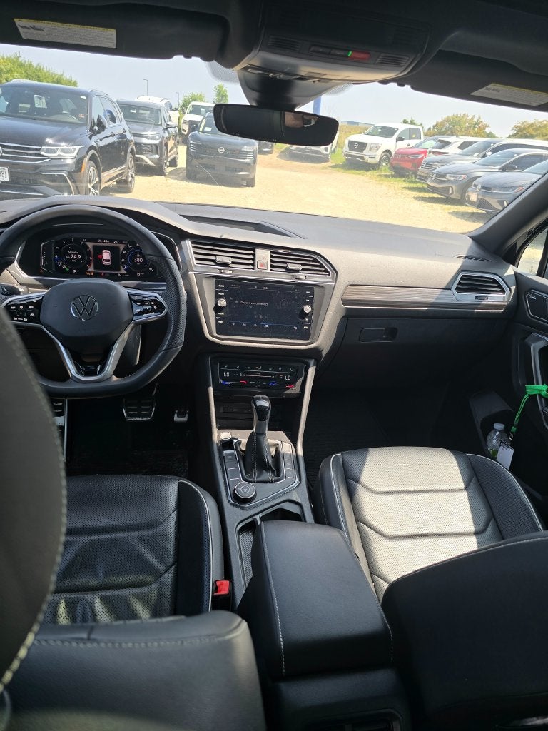2022 Volkswagen Tiguan 2.0T SEL R-Line